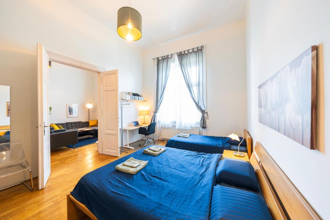 Shining Bright Two Bedroom Apt Next To Andrassy Ave Boedapest Buitenkant foto