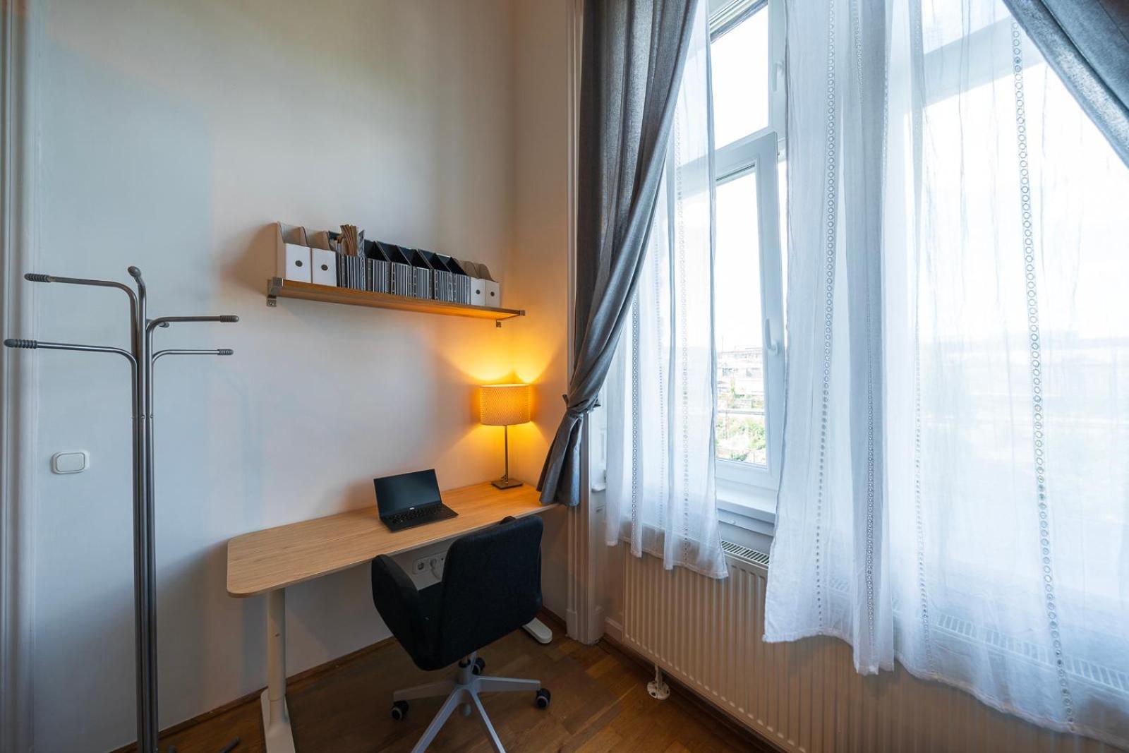 Shining Bright Two Bedroom Apt Next To Andrassy Ave Boedapest Buitenkant foto